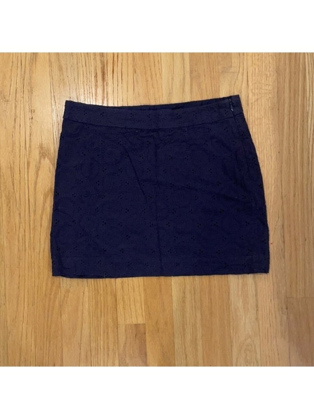 Gap navy lace patterned skirt